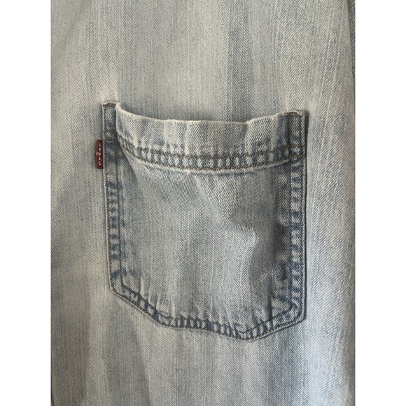 Levi's Red Tab Mens Denim Shirt Size Medium Blue Button Down Long Sleeve Cowboy - Picture 2 of 8